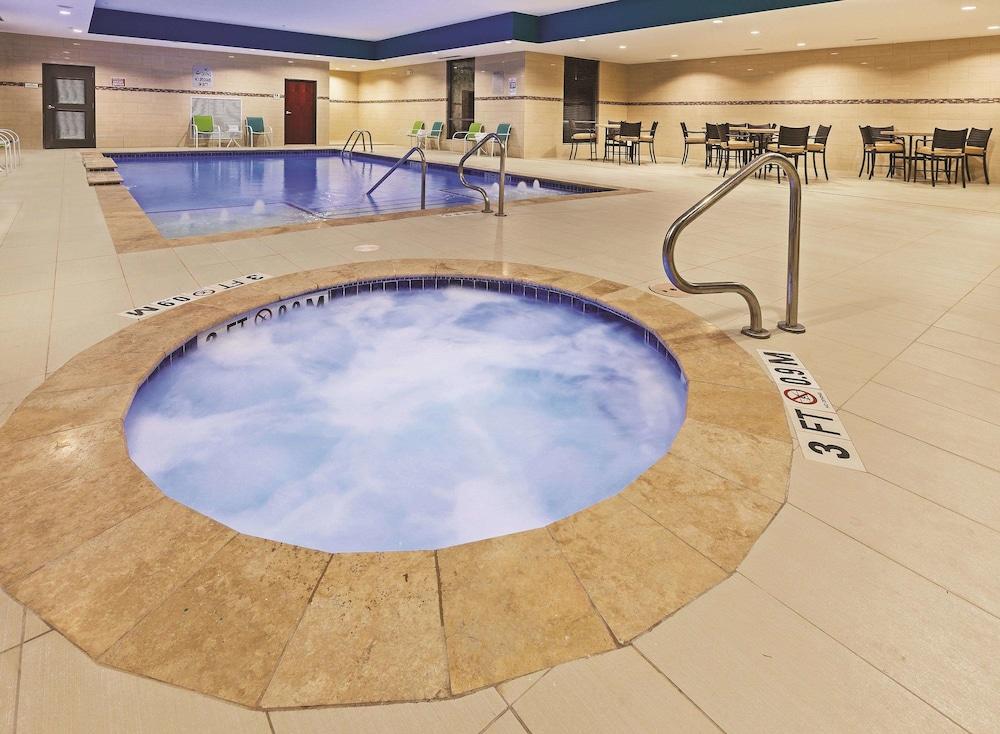 Hotel La Quinta By Wyndham Willowbrook Houston
